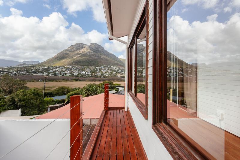 5 Bedroom Property for Sale in Beach Estate Western Cape